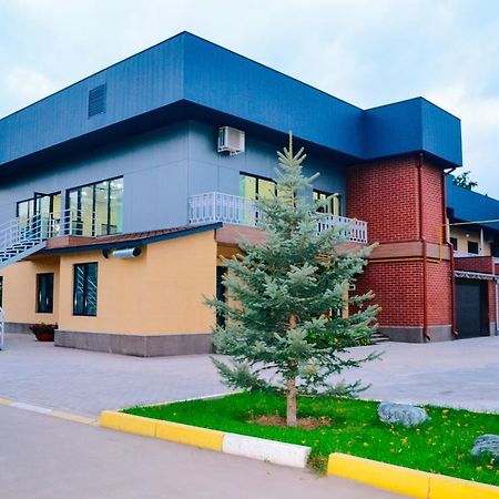 Gоlden Dragon Villa Hotel Бішкек Екстер'єр фото