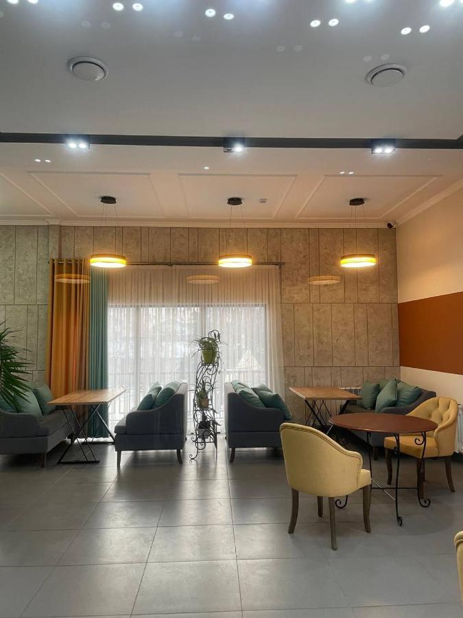 Gоlden Dragon Villa Hotel Бішкек Екстер'єр фото