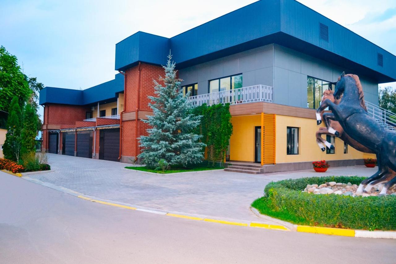 Gоlden Dragon Villa Hotel Бішкек Екстер'єр фото