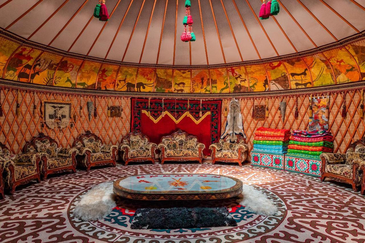 Gоlden Dragon Villa Hotel Бішкек Екстер'єр фото