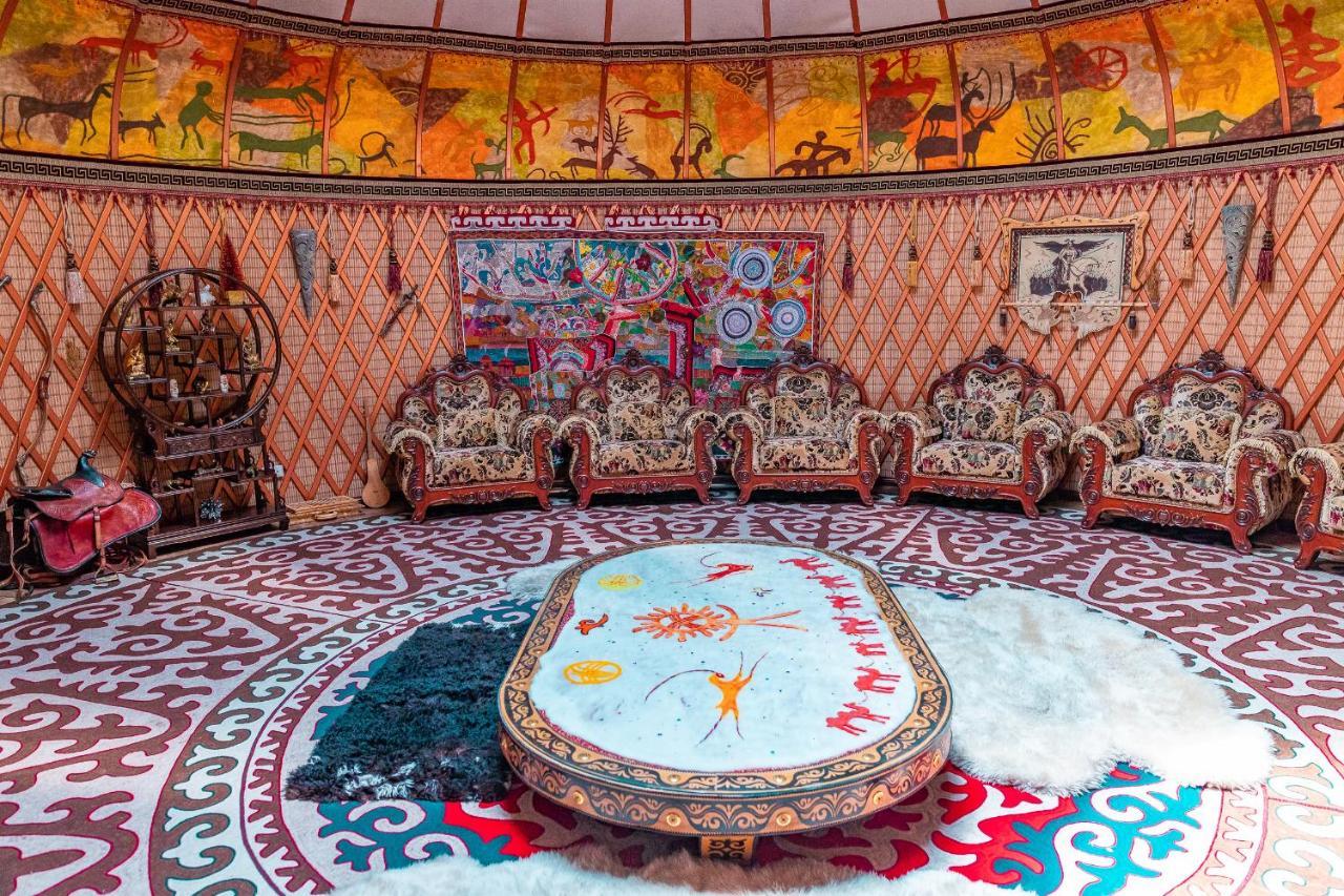 Gоlden Dragon Villa Hotel Бішкек Екстер'єр фото