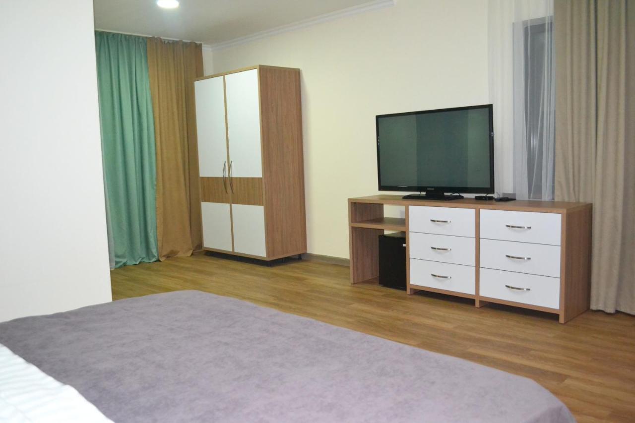 Gоlden Dragon Villa Hotel Бішкек Екстер'єр фото
