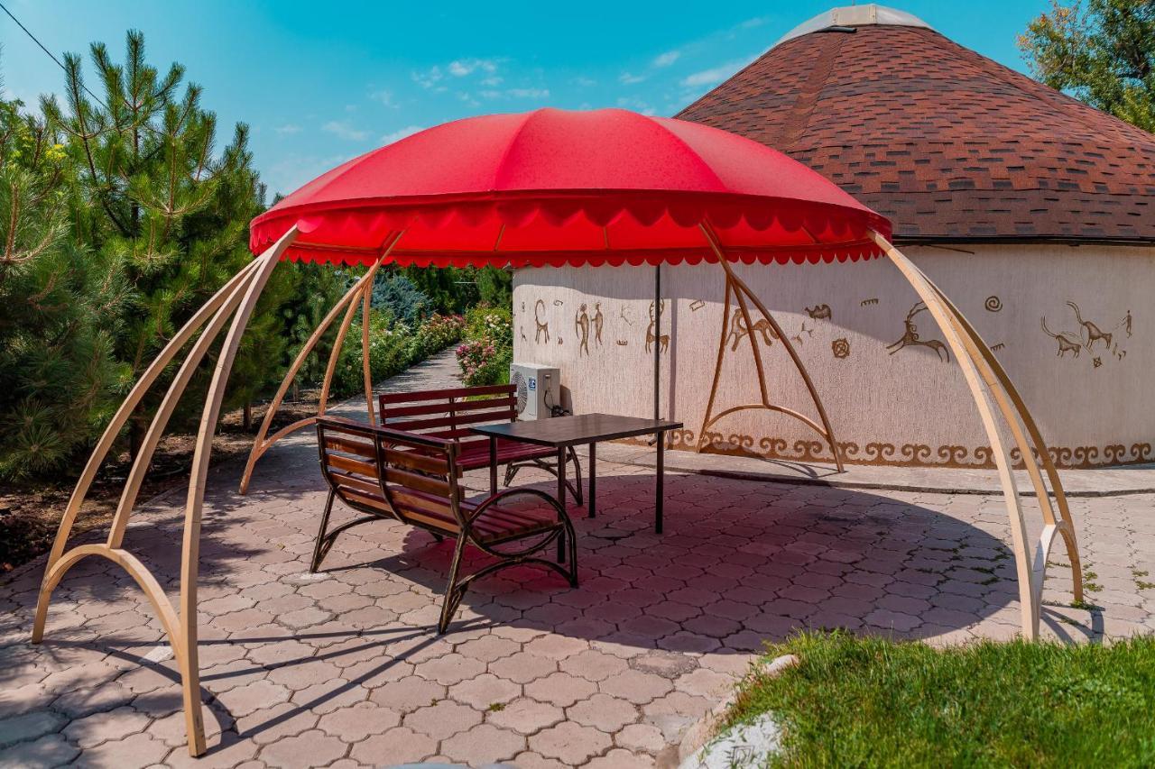 Gоlden Dragon Villa Hotel Бішкек Екстер'єр фото