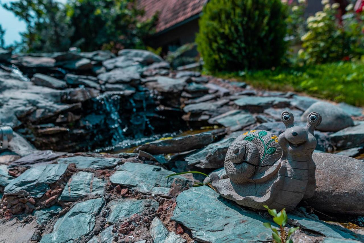 Gоlden Dragon Villa Hotel Бішкек Екстер'єр фото